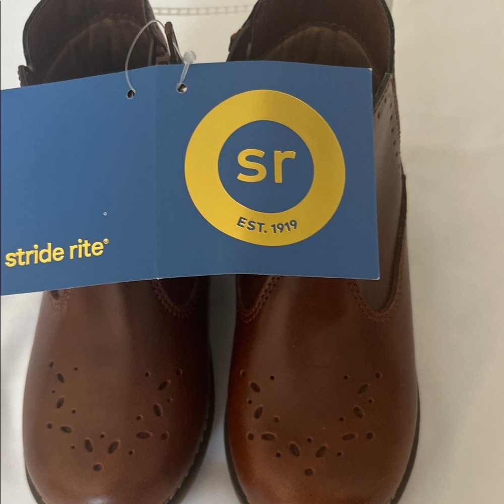 Stride Rite Chestnut Kids Boots - Picture 3 of 10